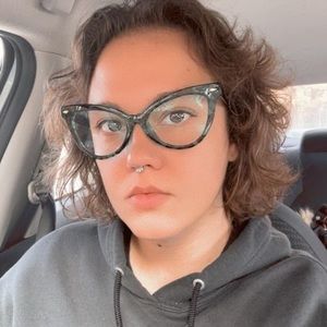 Meet your Posher, Brandi